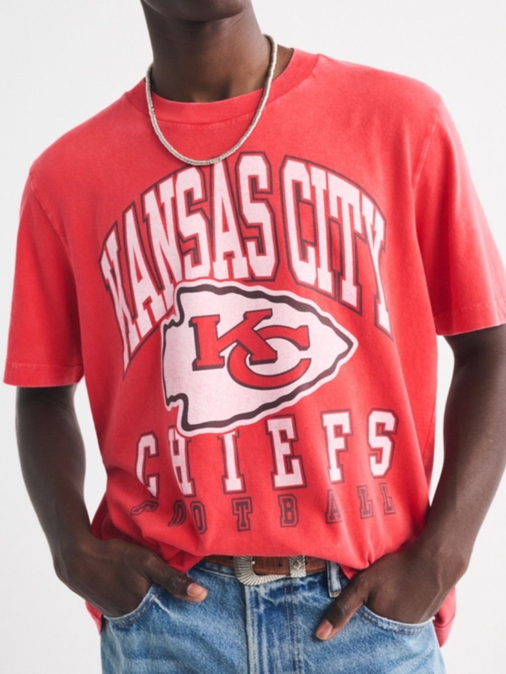 Abercrombie Vintage Inspired Kansas City Chiefs Red Graphic Tee